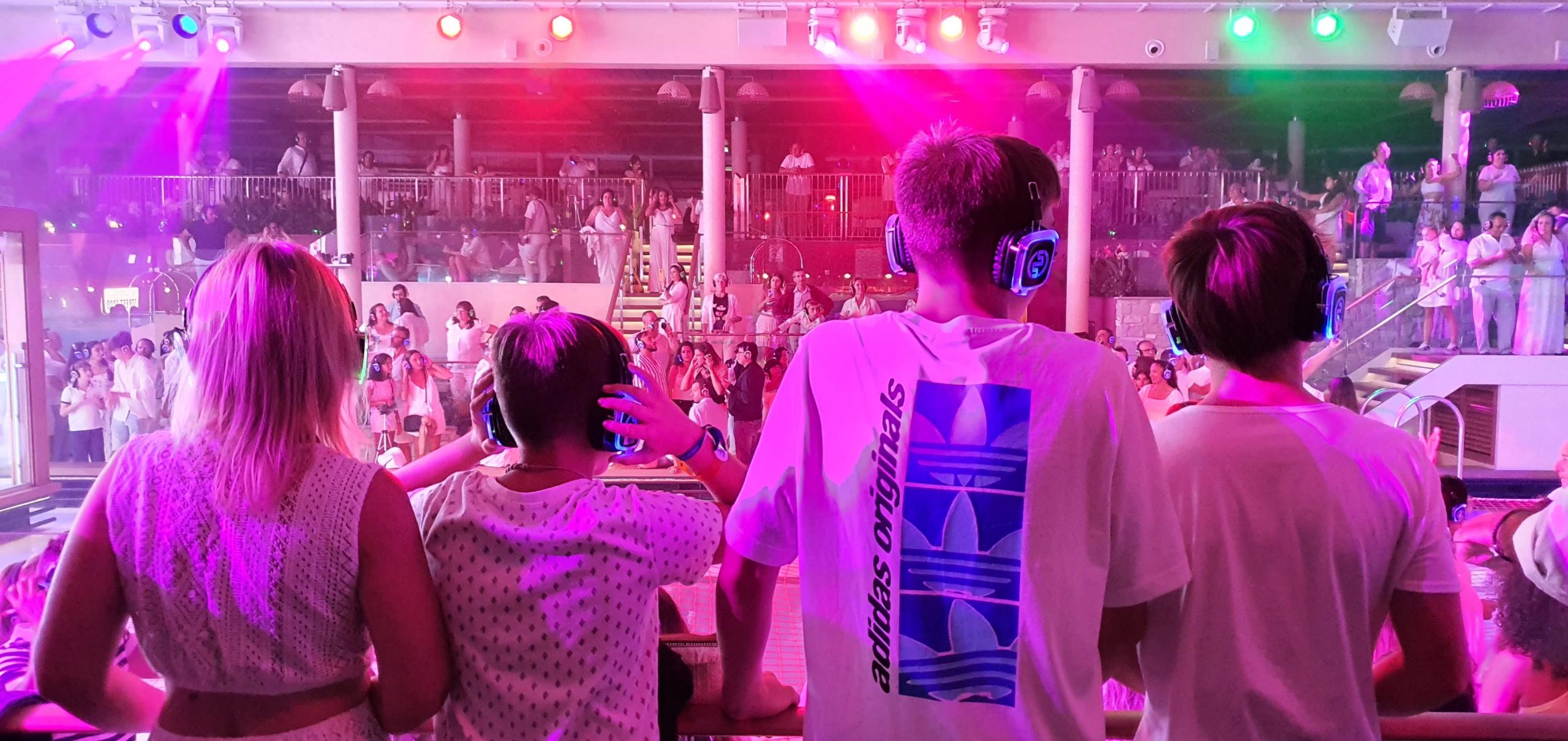 Fiesta White Silent party