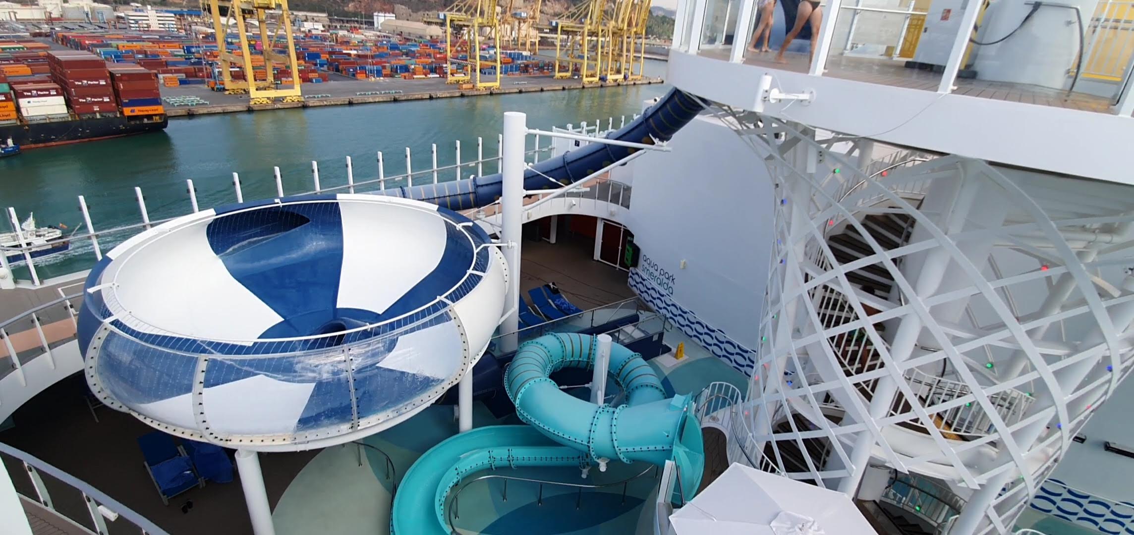 Toboganes en el Costa Smeralda y Costa Toscana, los mejores cruceros para familias numerosas