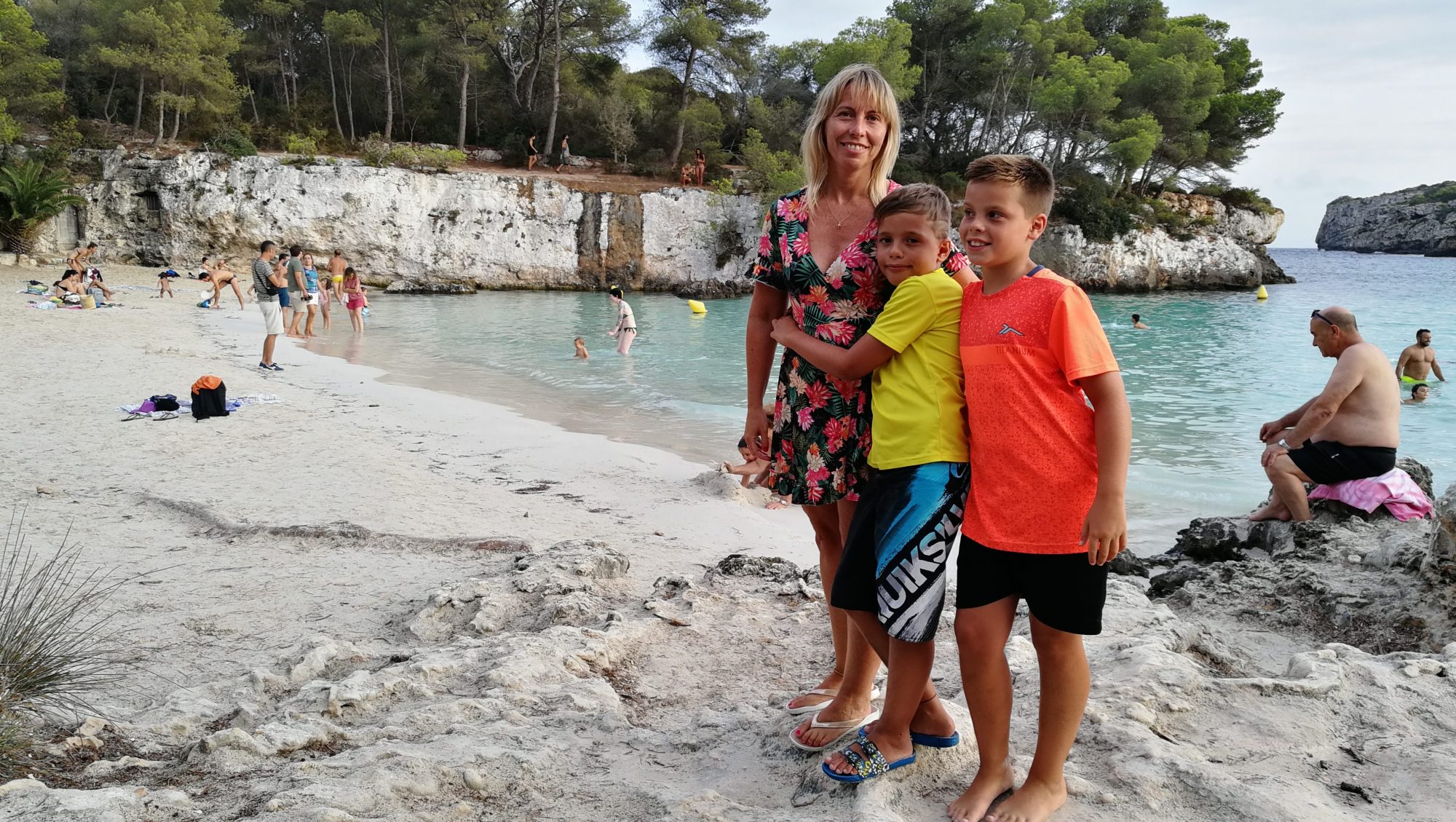 Cala Turqueta familias numerosas en menorca